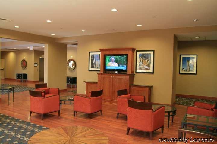 Hampton Inn & Suites Crawfordsville Interior photo